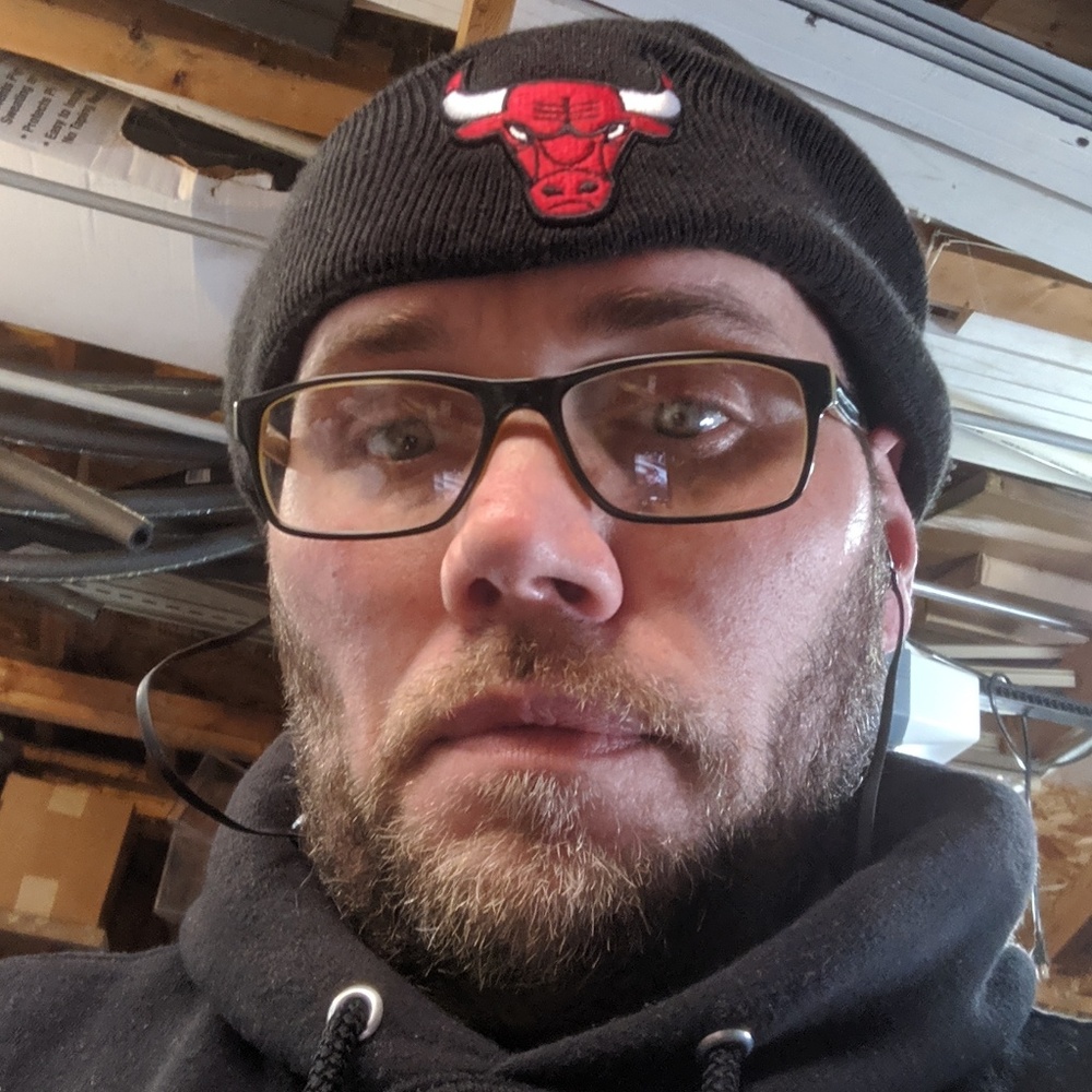 Meet your Posher, Jett